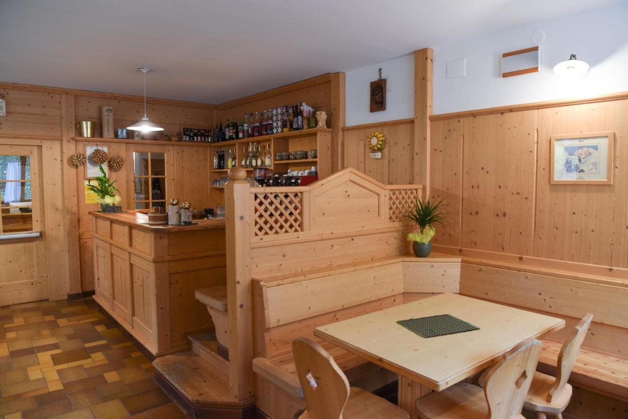 Albergo Sporting 佩约方缇 外观 照片