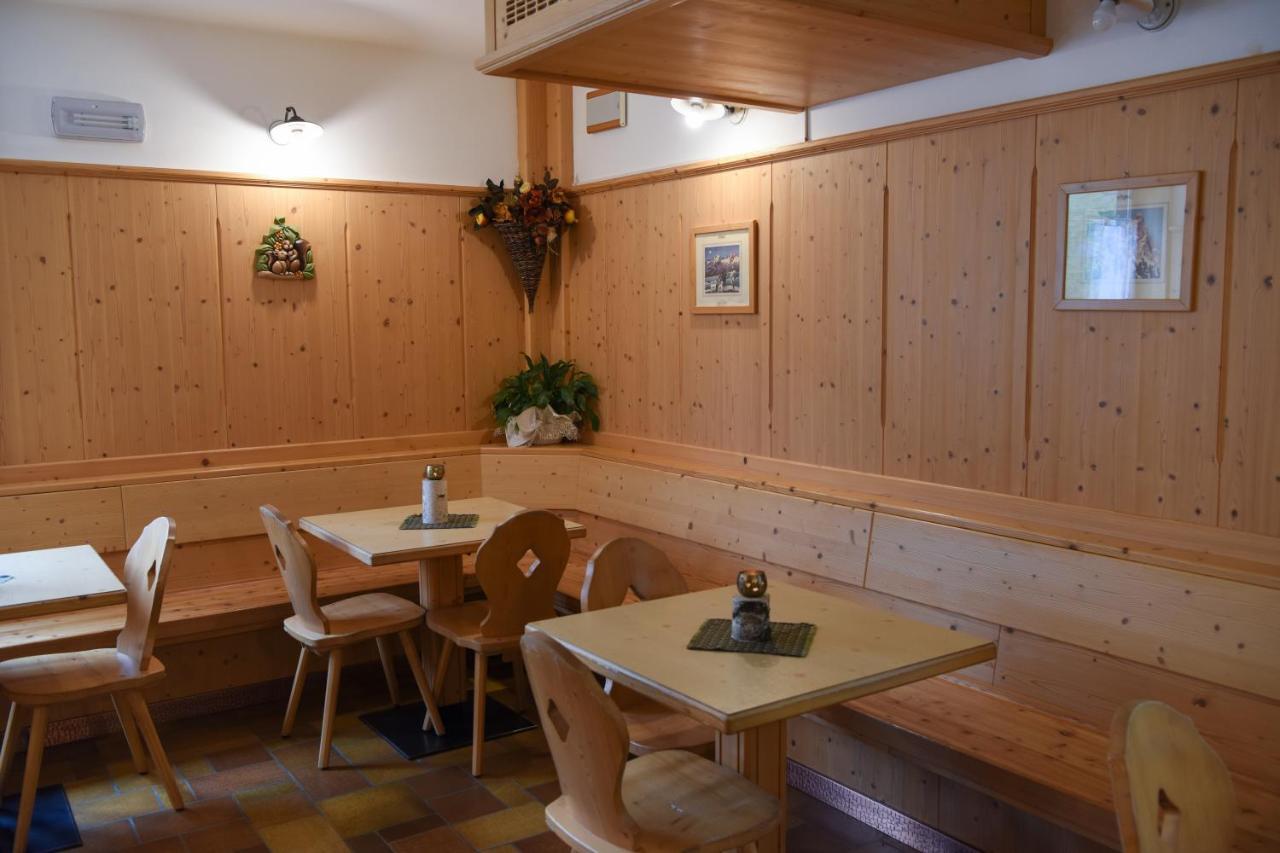 Albergo Sporting 佩约方缇 外观 照片